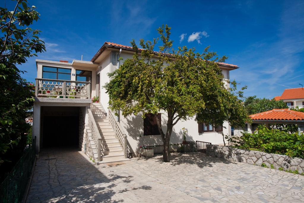 Apartment Milka Krk Town Kültér fotó