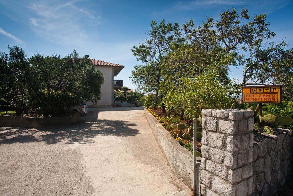 Apartment Milka Krk Town Kültér fotó